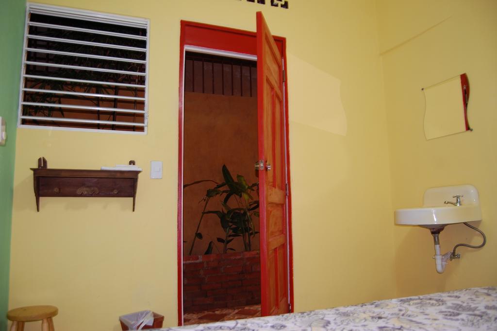 La Choza Guesthouse Santo Domingo Eksteriør billede